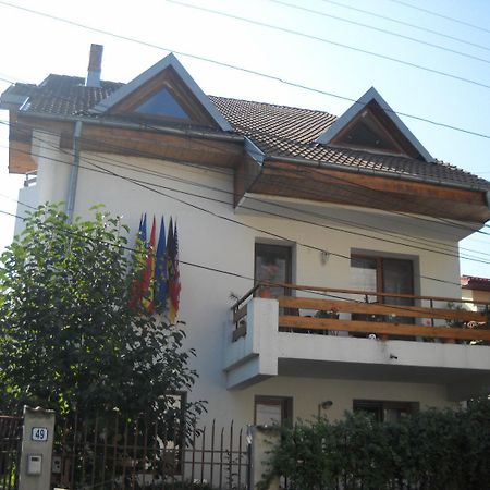 Pension La Noblesse Bukarest Exterior foto