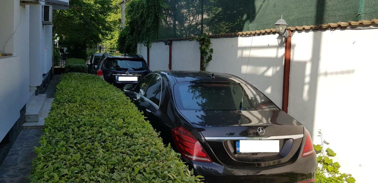 Pension La Noblesse Bukarest Exterior foto